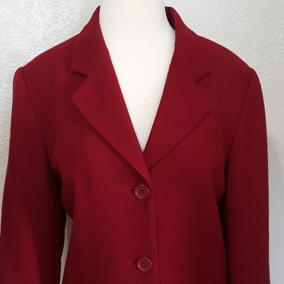 New York Clothing Co. Dark red wool blazer. - Picture 2 of 5